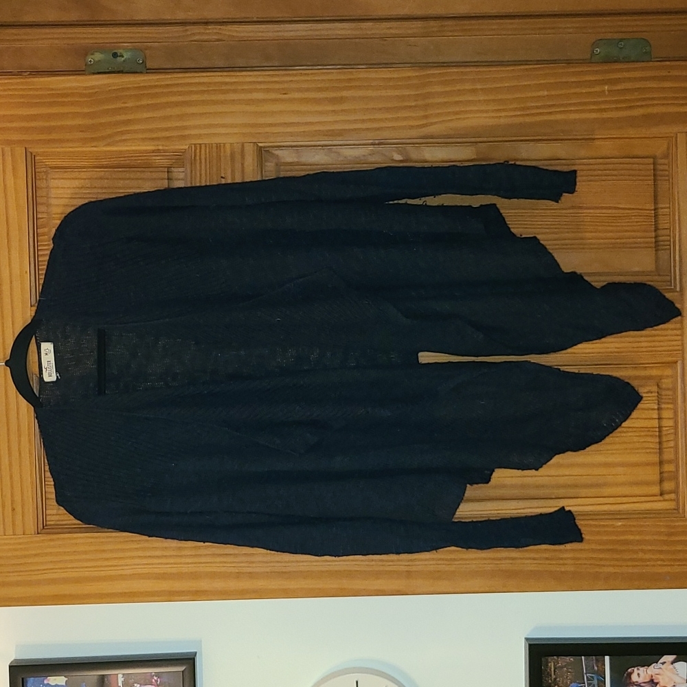 Hollister womans cardigan